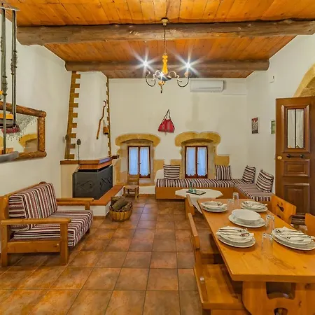Holiday home Areti - Traditional Cozy *